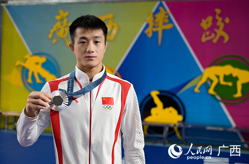 廣西摔跤運動員曹利國。人民網(wǎng) 雷琦竣攝