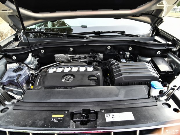 上汽大眾 途昂 2017款 530 V6 四驅(qū)至尊旗艦版